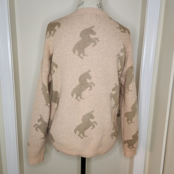 Pink sparkly unicorn sweater - Picture 4 of 7